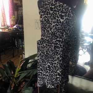 Black and gray animal print L/XL